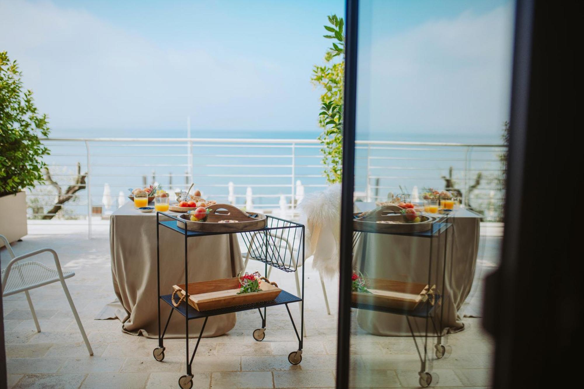Aqva Boutique Hotel (Adults Only) 시르미오네 외부 사진